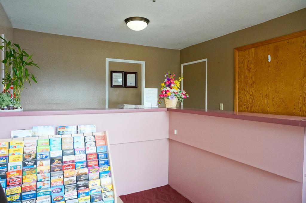 האנטינגטון ביץ' Oceanview Motel מראה חיצוני תמונה