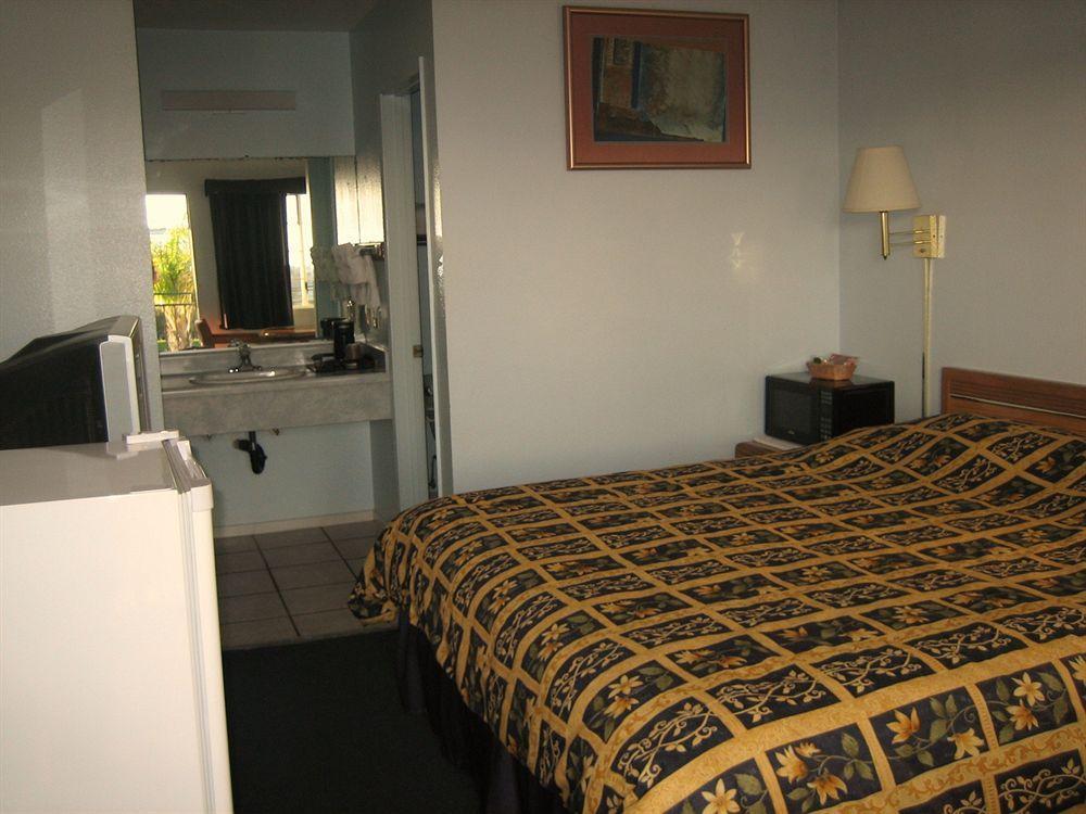 האנטינגטון ביץ' Oceanview Motel מראה חיצוני תמונה