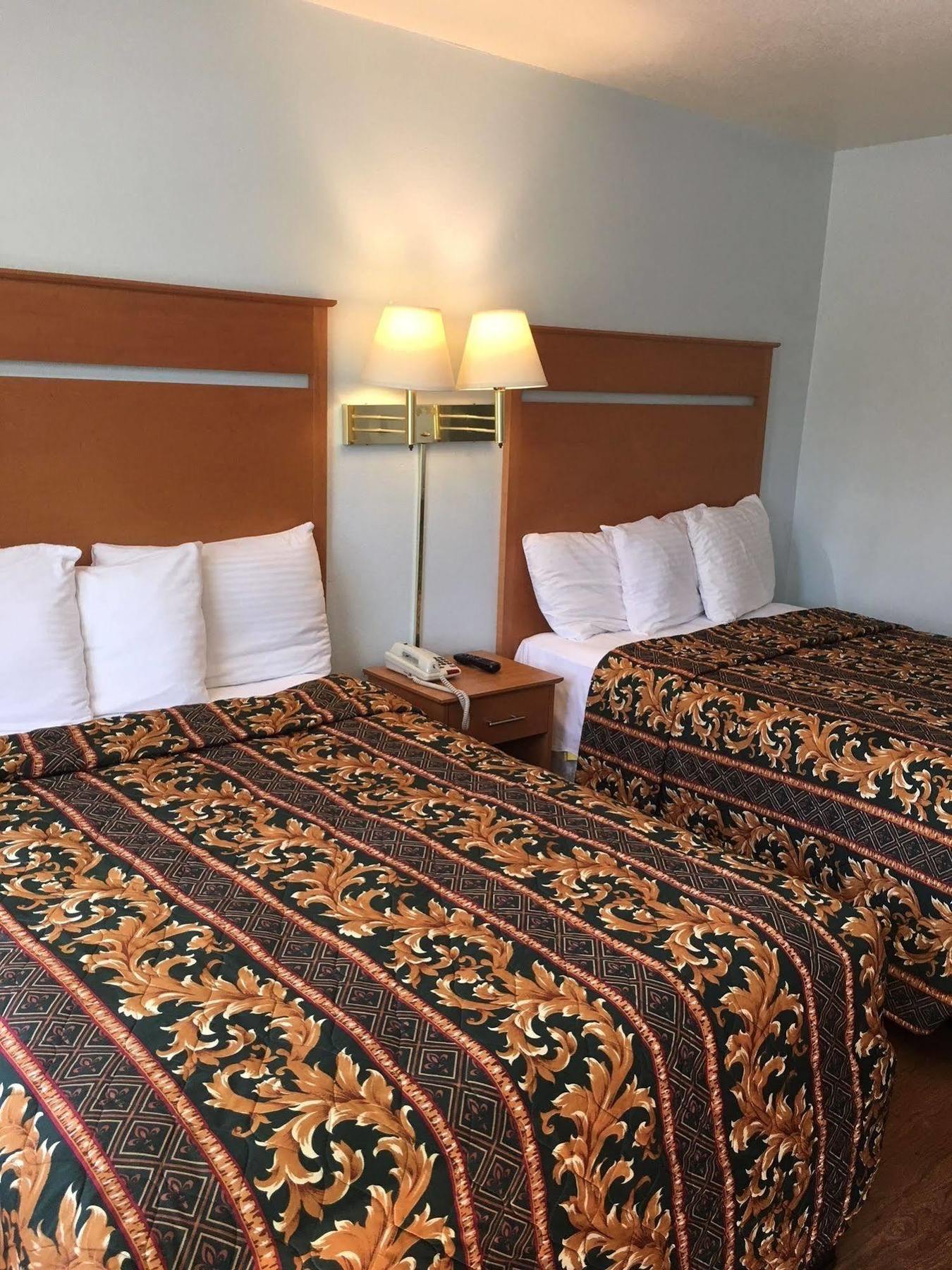 האנטינגטון ביץ' Oceanview Motel מראה חיצוני תמונה